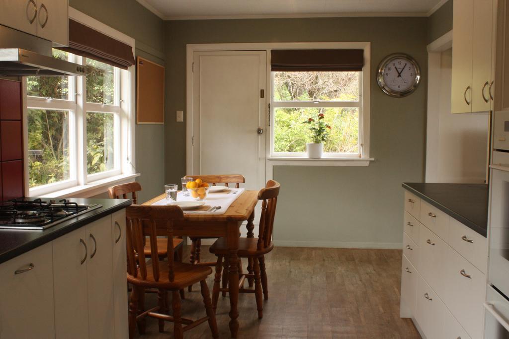 Tahuna Hills Guesthouse Nelson Exterior photo